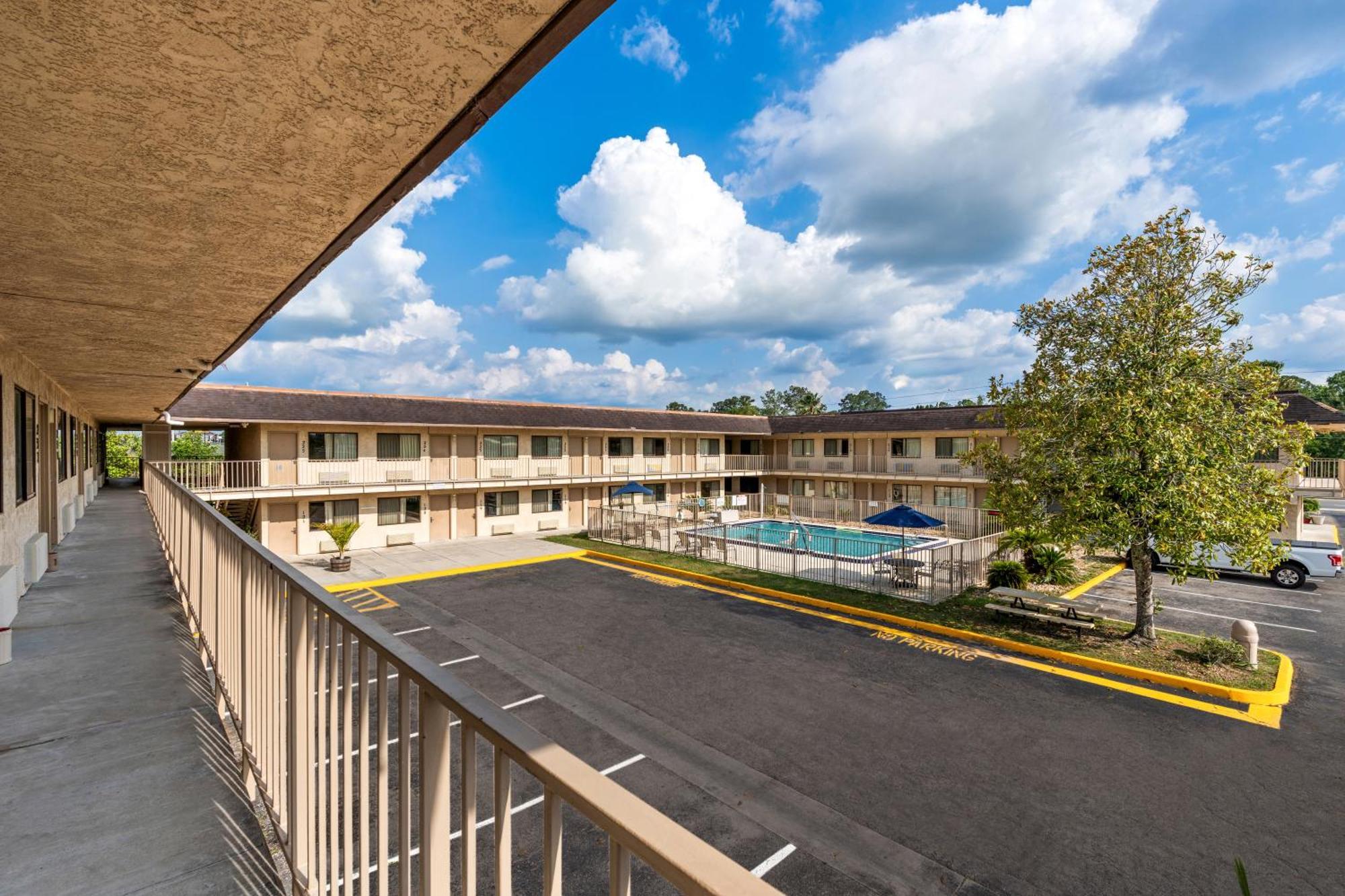 Americas Best Value Inn - Лейк-Сіті Екстер'єр фото
