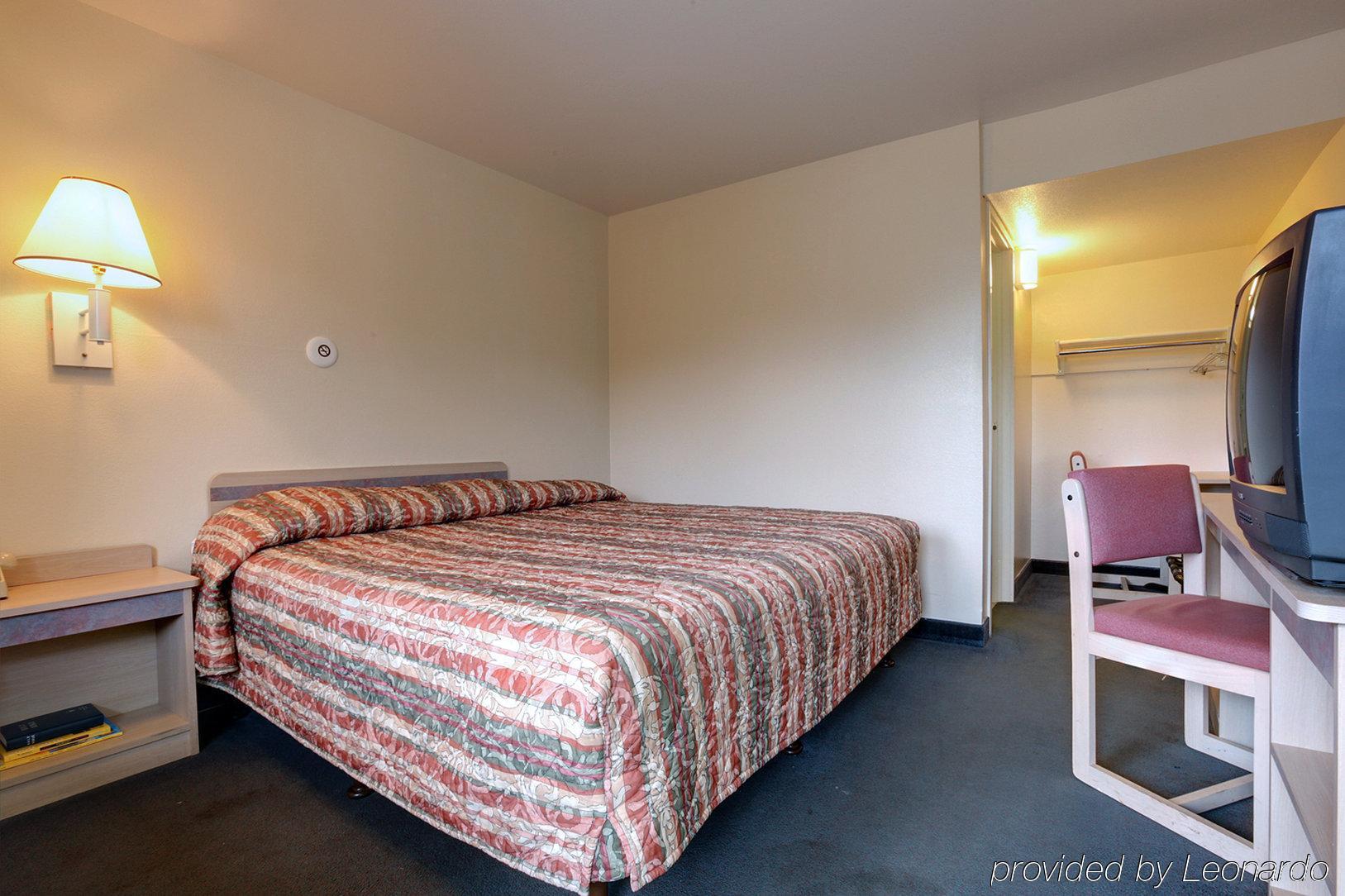 Americas Best Value Inn - Лейк-Сіті Номер фото